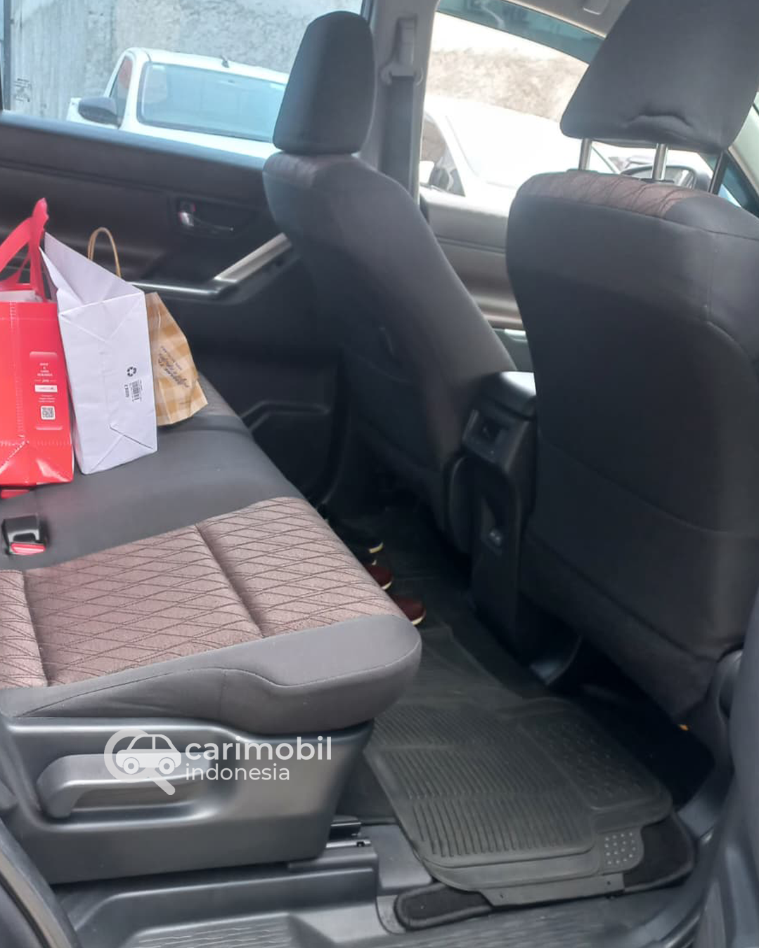 Toyota ZENIX 2.0 G 2